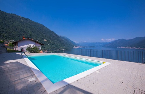 Argegno Apartment | 60 m² Apartment ∙ 2 bedrooms ∙ 4 guests