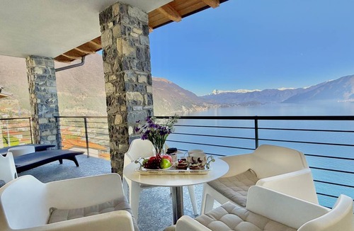 Argegno Apartment | 60 m² Apartment ∙ 2 bedrooms ∙ 4 guests