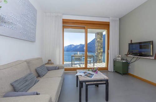 Argegno Apartment | 60 m² Apartment ∙ 2 bedrooms ∙ 4 guests