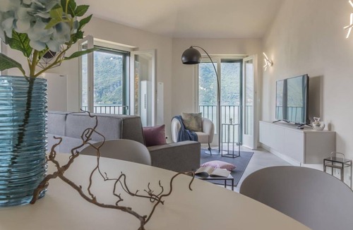 Lierna Apartment | 60 m² Apartment ∙ 2 bedrooms ∙ 6 guests