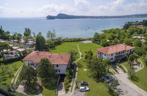San Felice del Benaco Apartment | 60 m² Apartment ∙ 2 bedrooms ∙ 5 guests