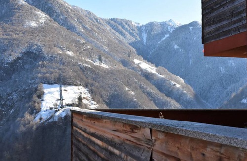 Pedesina Apartment | 65 m² Apartment ∙ 2 bedrooms ∙ 5 guests