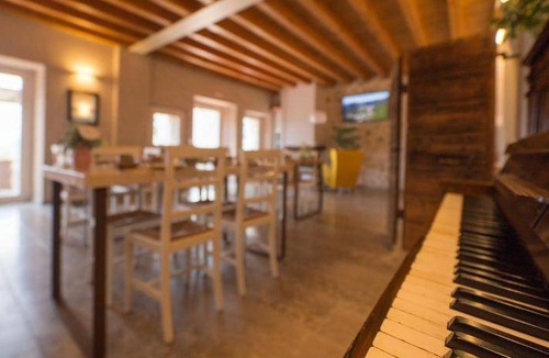 Zone House | 65 m² Farmhouse ∙ 2 bedrooms ∙ 4 guests