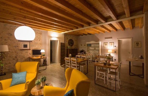 Zone House | 65 m² Farmhouse ∙ 2 bedrooms ∙ 4 guests