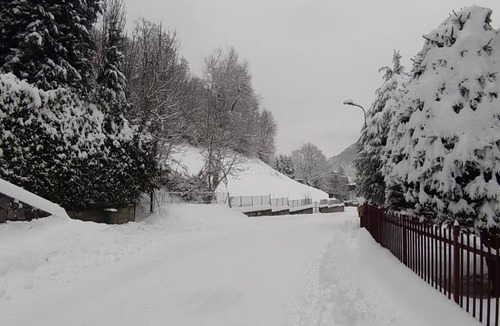 Barzio Apartment | 6guests-skiing-mountainviews-fireplace-freeparking