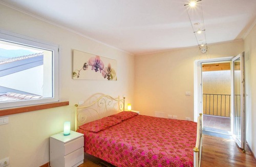 Peschiera Maraglio Apartment | 70 m² Apartment ∙ 2 bedrooms ∙ 5 guests