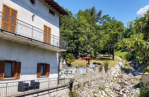 Albonico Apartment | 70 m² Apartment ∙ 2 bedrooms ∙ 4 guests