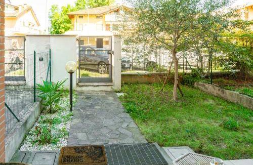 Brembate House | 70 m² House ∙ 1 bedroom ∙ 3 guests