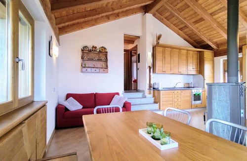 Peglio House | 70 m² House ∙ 2 bedrooms ∙ 6 guests