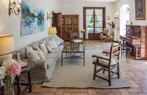 Sirtori House | 700 m² House ∙ 5 bedrooms ∙ 14 guests