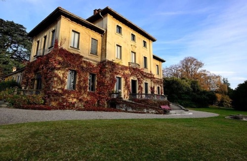 Morosolo Villa | 8 Bedroom Villa in Varese