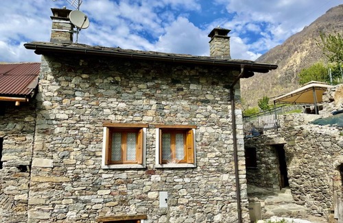 Verceia Other | 80 m² Accommodation ∙ 1 bedroom ∙ 3 guests