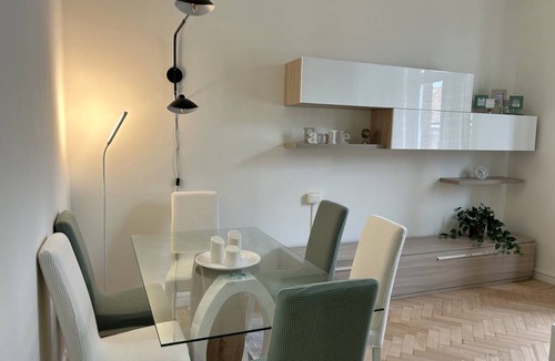 Tricolore Apartment | 80 m² Apartment ∙ 2 bedrooms ∙ 3 guests