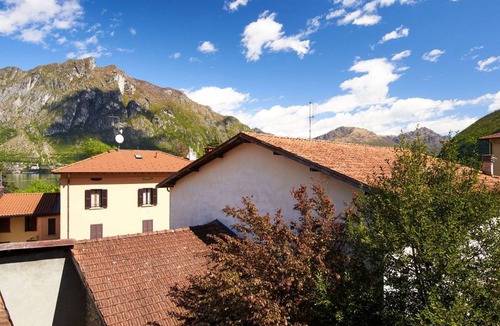 Claino Con Osteno Apartment | 80 m² Apartment ∙ 2 bedrooms ∙ 6 guests