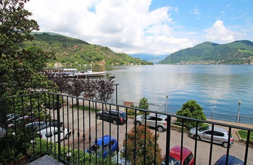 Porto Ceresio Apartment | 80 m² Apartment ∙ 2 bedrooms ∙ 3 guests