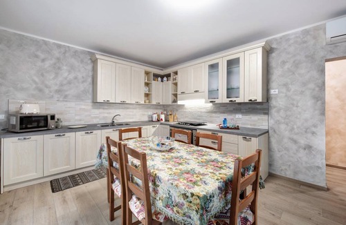 Pisogne Apartment | 80 m² Apartment ∙ 2 bedrooms ∙ 6 guests
