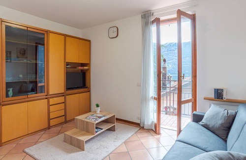 Carate Urio Apartment | 80 m² Apartment ∙ 1 bedroom ∙ 4 guests