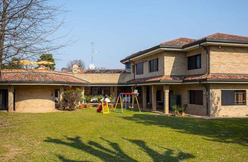 Barlassina Bed & Breakfast | 80 m² Bed and breakfast ∙ 2 bedrooms ∙ 6 guests