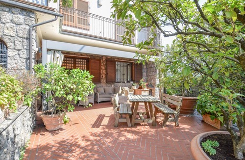 Rogno Apartment | 85 m² Apartment ∙ 1 bedroom ∙ 4 guests