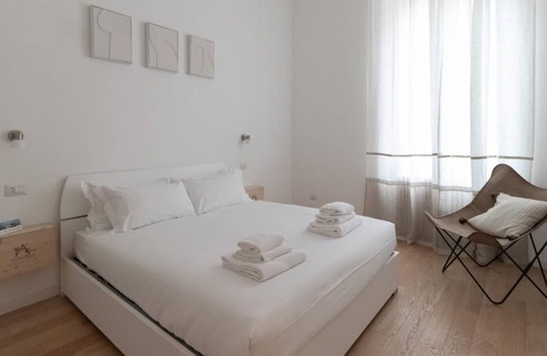 Central Station Apartment | 90 m² Apartment ∙ 3 bedrooms ∙ 5 guests