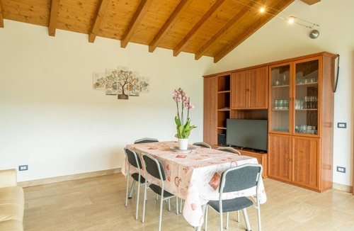 Castelveccana Apartment | 90 m² Apartment ∙ 2 bedrooms ∙ 4 guests