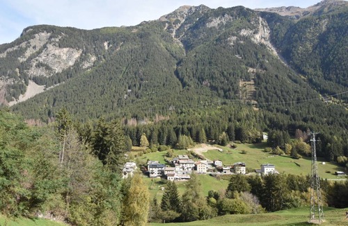 Valdisotto Apartment | 90 m² Apartment ∙ 2 bedrooms ∙ 4 guests