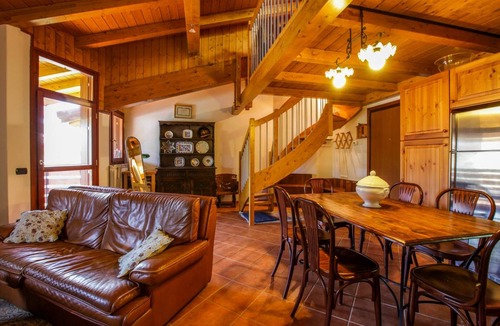 Barzio Apartment | 90 m² Apartment ∙ 2 bedrooms ∙ 4 guests