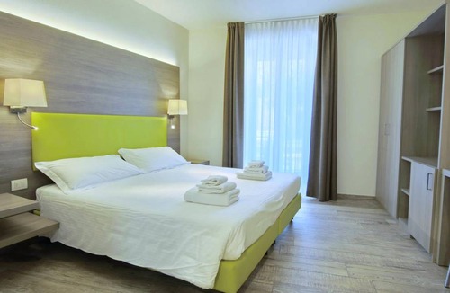 San Fermo della Battaglia Apartment | 90 m² Apartment ∙ 3 bedrooms ∙ 5 guests