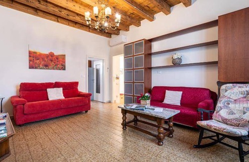 Monzambano House | 90 m² House ∙ 2 bedrooms ∙ 6 guests