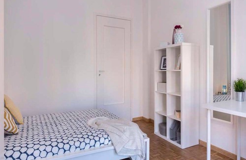 Cesano Boscone Resort | 90 m² Private room ∙ 1 bedroom ∙ 1 guest