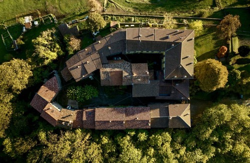 Carlazzo Resort | 90 m² Resort ∙ 3 bedrooms ∙ 5 guests