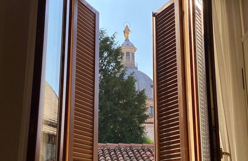 Centro Storico Sud Apartment | A view on Brescia's rooftops