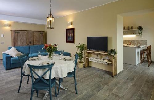 Soiano del Lago Apartment | Abaye 4 Merlot - Charm Adults Only