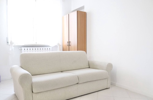 Saronno Apartment | Adorable house just minutes from Central Milan.