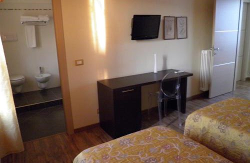 Cornaleto House | Affittacamere Il Persicone
