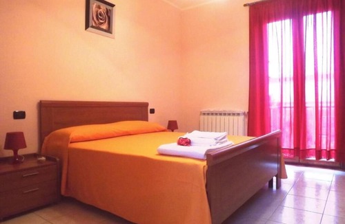Pelucca - Villaggio Falck House | AFFITTACAMEREPONE