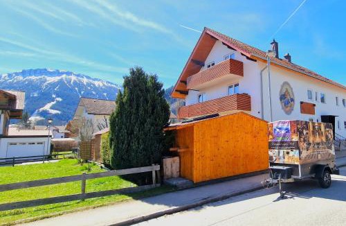 Ried Apartment | Aggenstein - Helles Studio mit Südbalkon und traumhaftem Bergpanorama in Pfronten Mitte