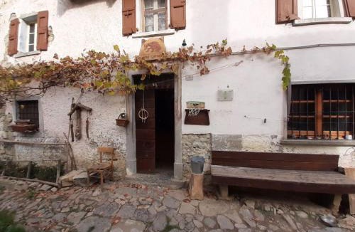 San Giovanni Bianco House | Agriturismo Cascina Gervasoni