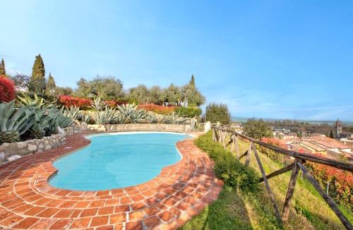 Padenghe sul Garda House | Agriturismo Cascina Crocelle - Lake View and Heated Pool