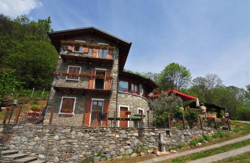 Dosso del Liro House | Agriturismo La Fonte Di Mariella