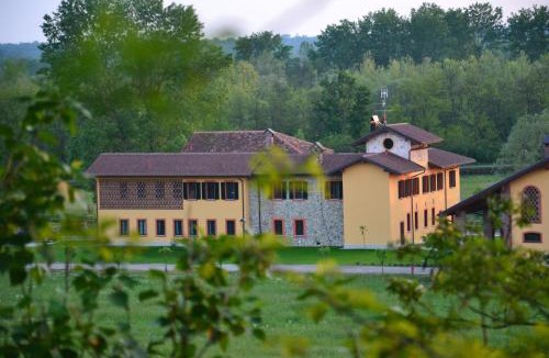Robecchetto con Induno Hotel | Agriturismo La Galizia