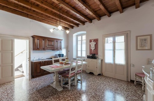 Lonato del Garda Apartment | Al Duomo