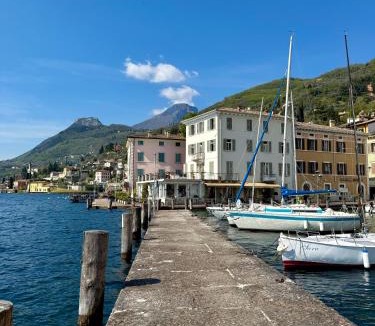 Gargnano Hotel | Albergo Gargnano
