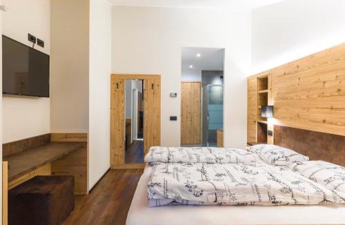 Tartano Hotel | Albergo Ristorante Miralago