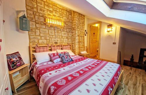 Branzi House | ALLA CASCATA in centro Branzi self check-in parcheggio gratuito coperto