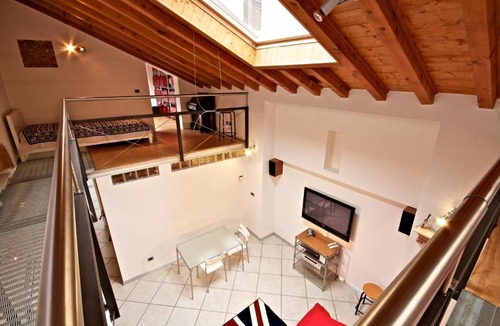 NoLo Apartment | Aloft