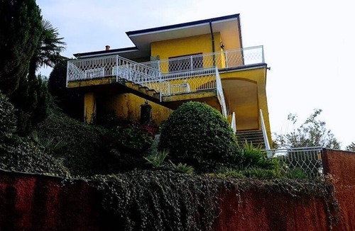 Luogo Ameno Apartment | Amarys 1 with amazing lake view and pool