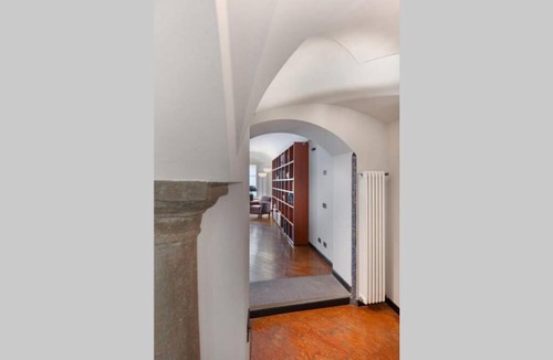 Como City Centre Apartment | Amazing downtown property in Como, Pat Home