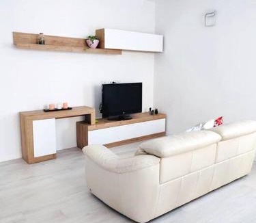 Inzago Apartment | Ambroeus Apartmens Casa Spaziosa in centro Paese
