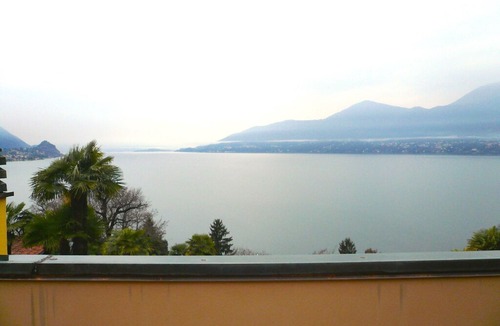 Luogo Ameno Apartment | Amelia 1 with beautiful lake view in Brezzo di Bedero